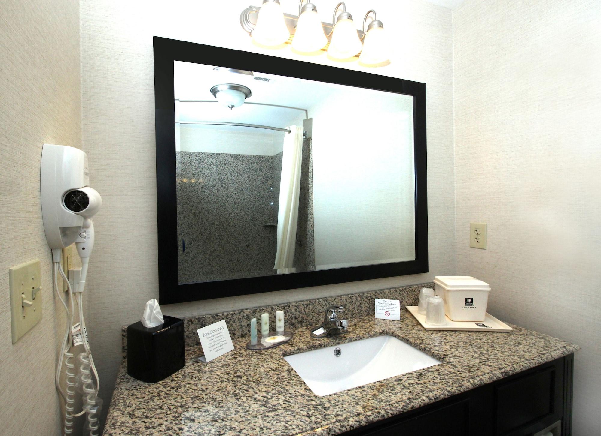 Comfort Inn & Suites Franklin East Buitenkant foto