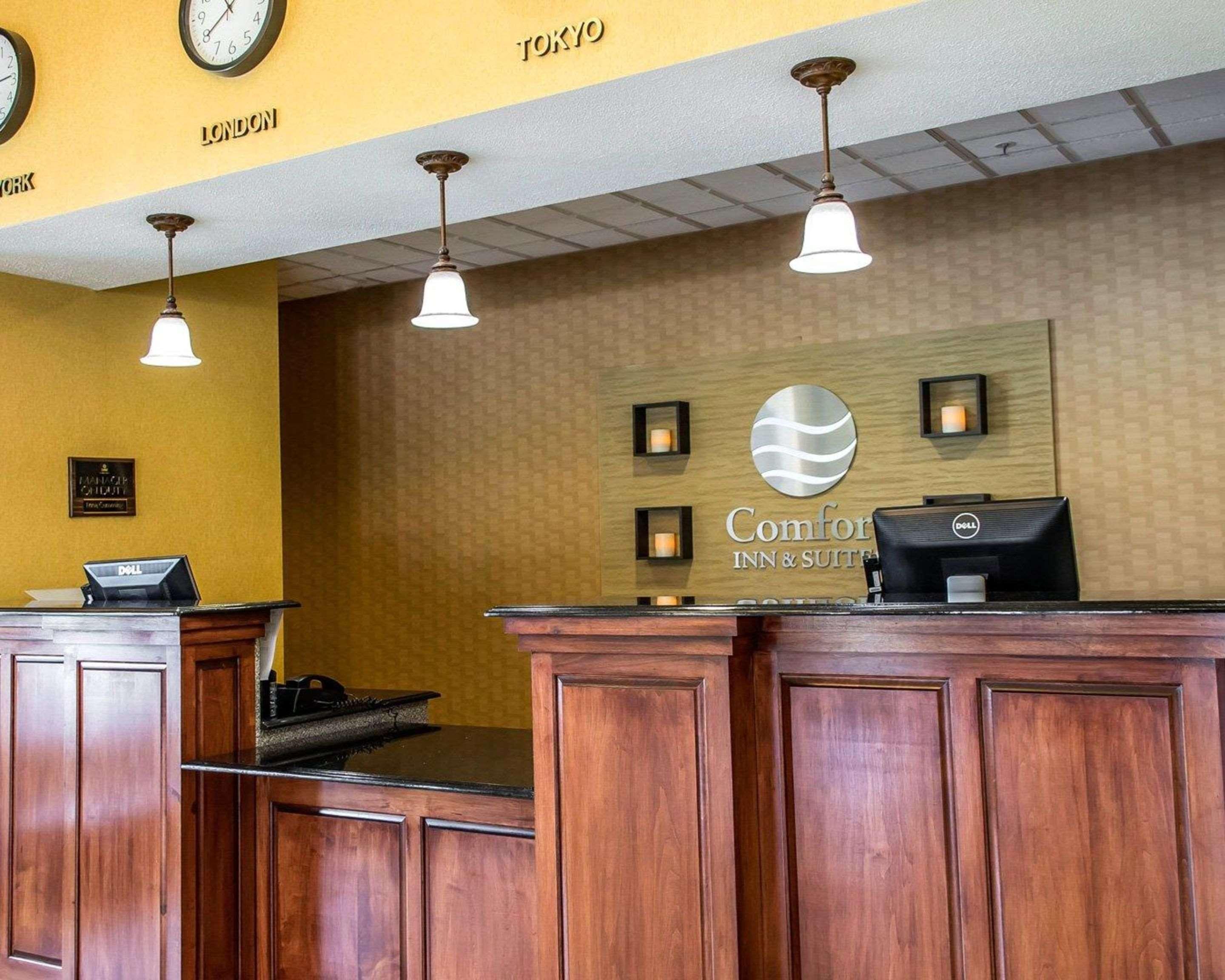 Comfort Inn & Suites Franklin East Buitenkant foto