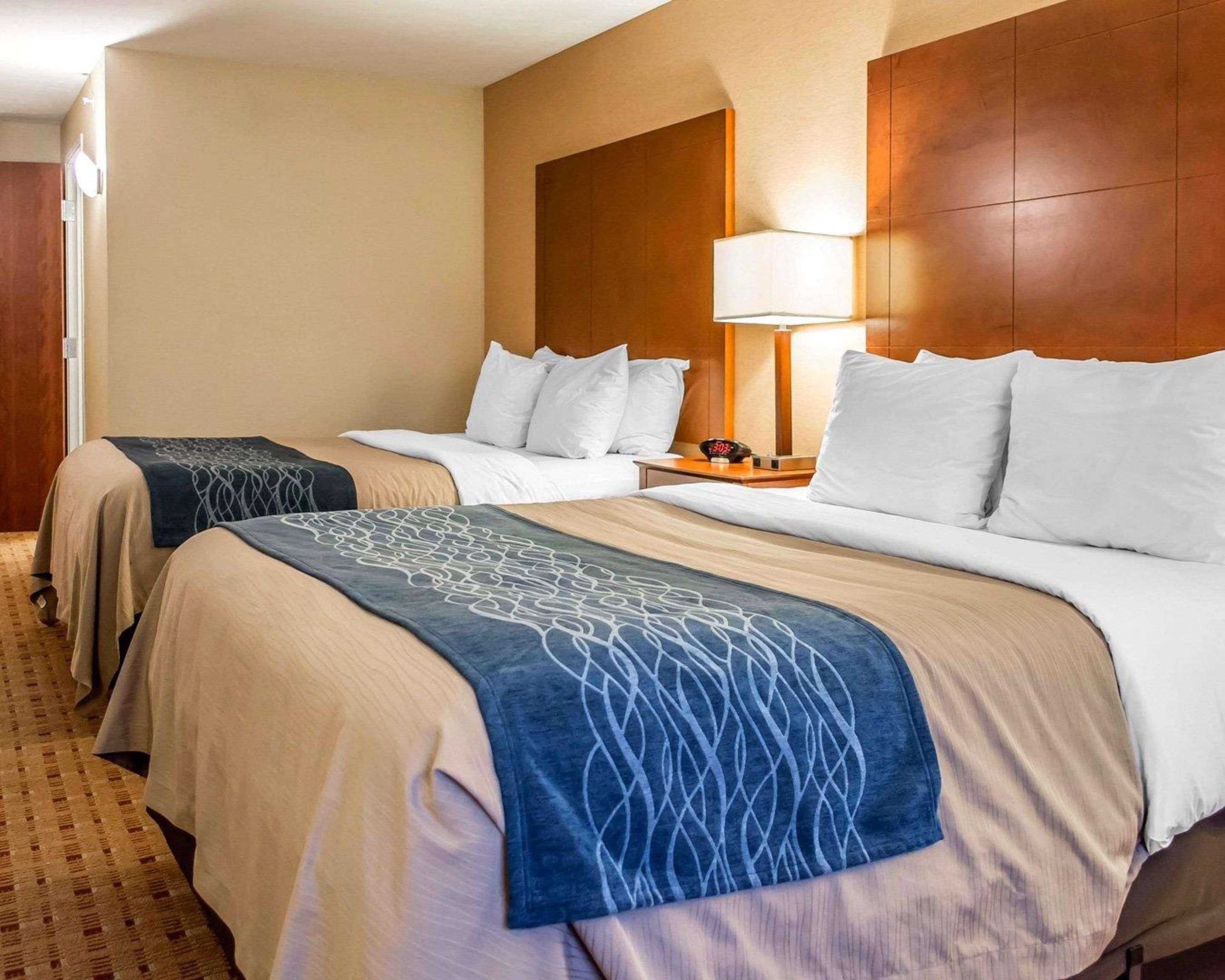 Comfort Inn & Suites Franklin East Buitenkant foto