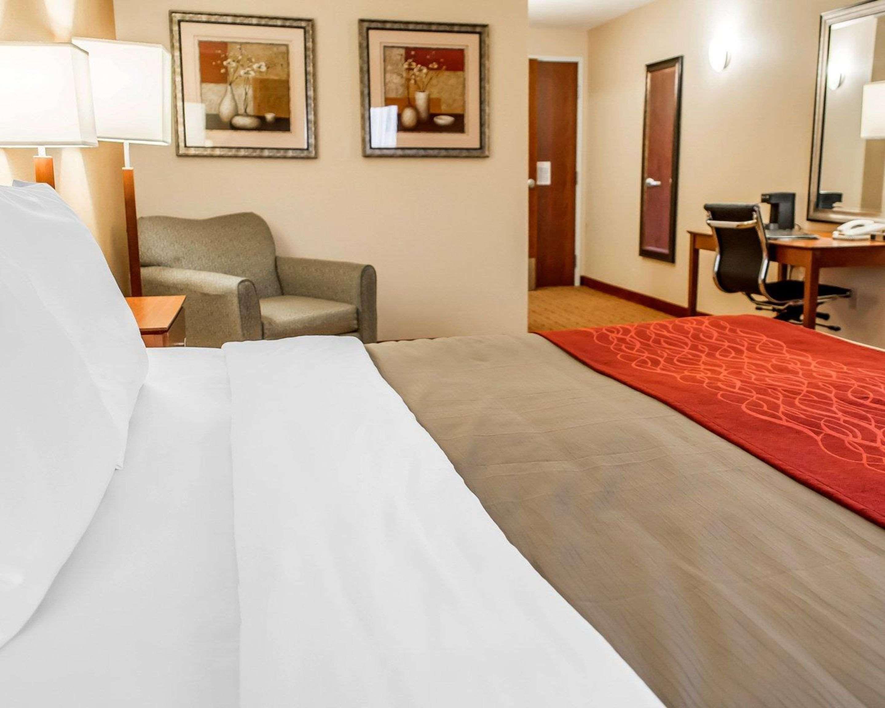 Comfort Inn & Suites Franklin East Buitenkant foto