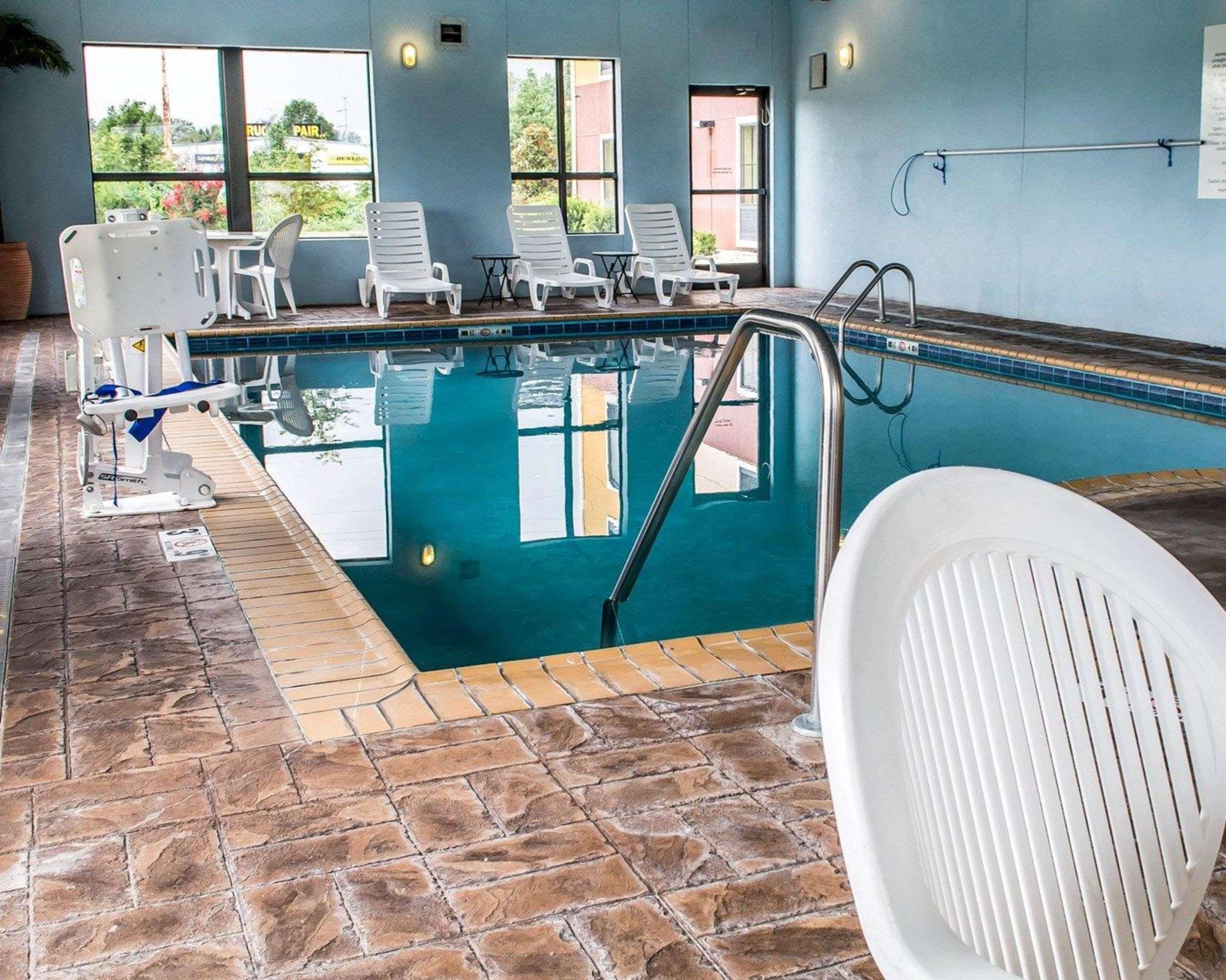 Comfort Inn & Suites Franklin East Buitenkant foto