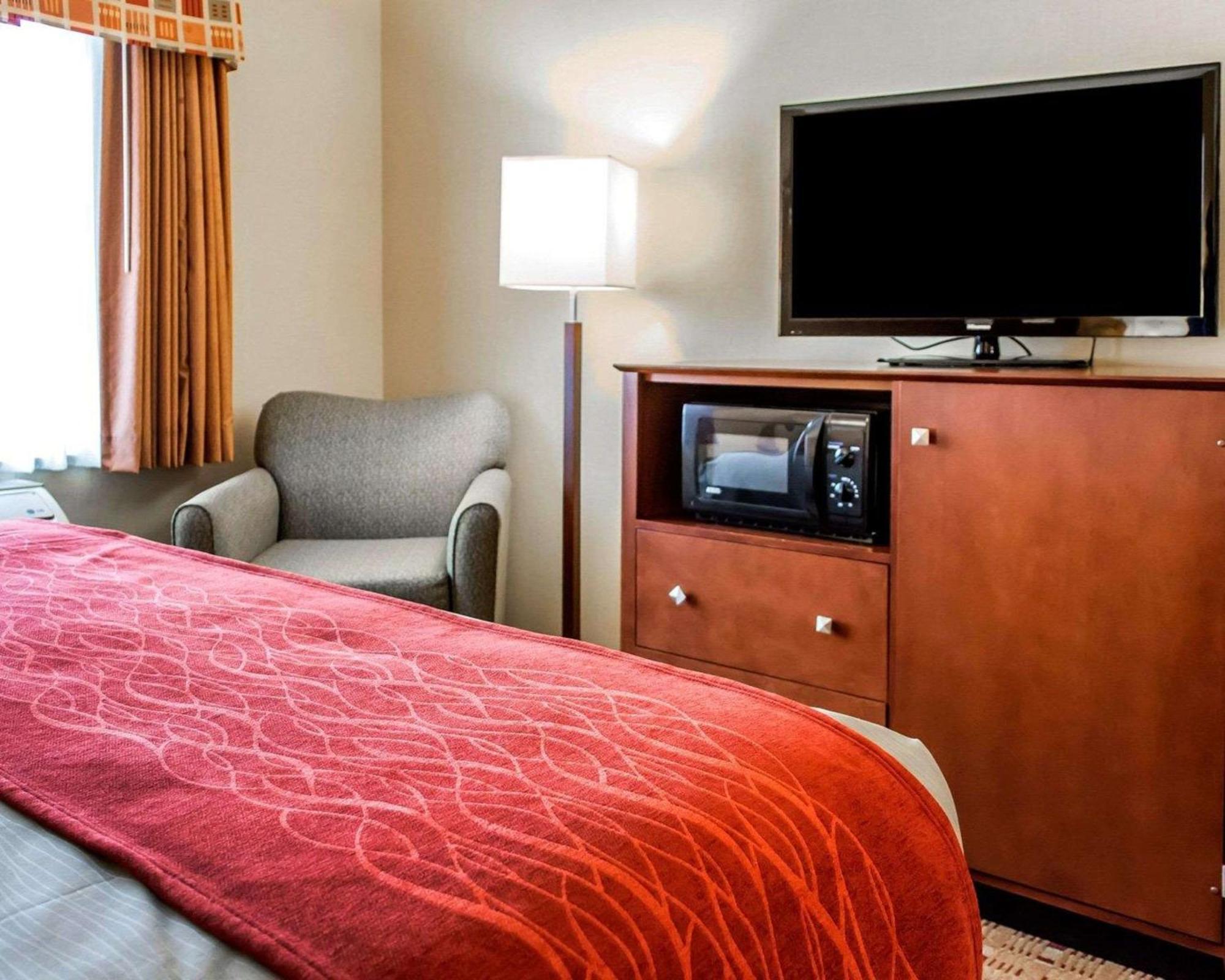 Comfort Inn & Suites Franklin East Buitenkant foto