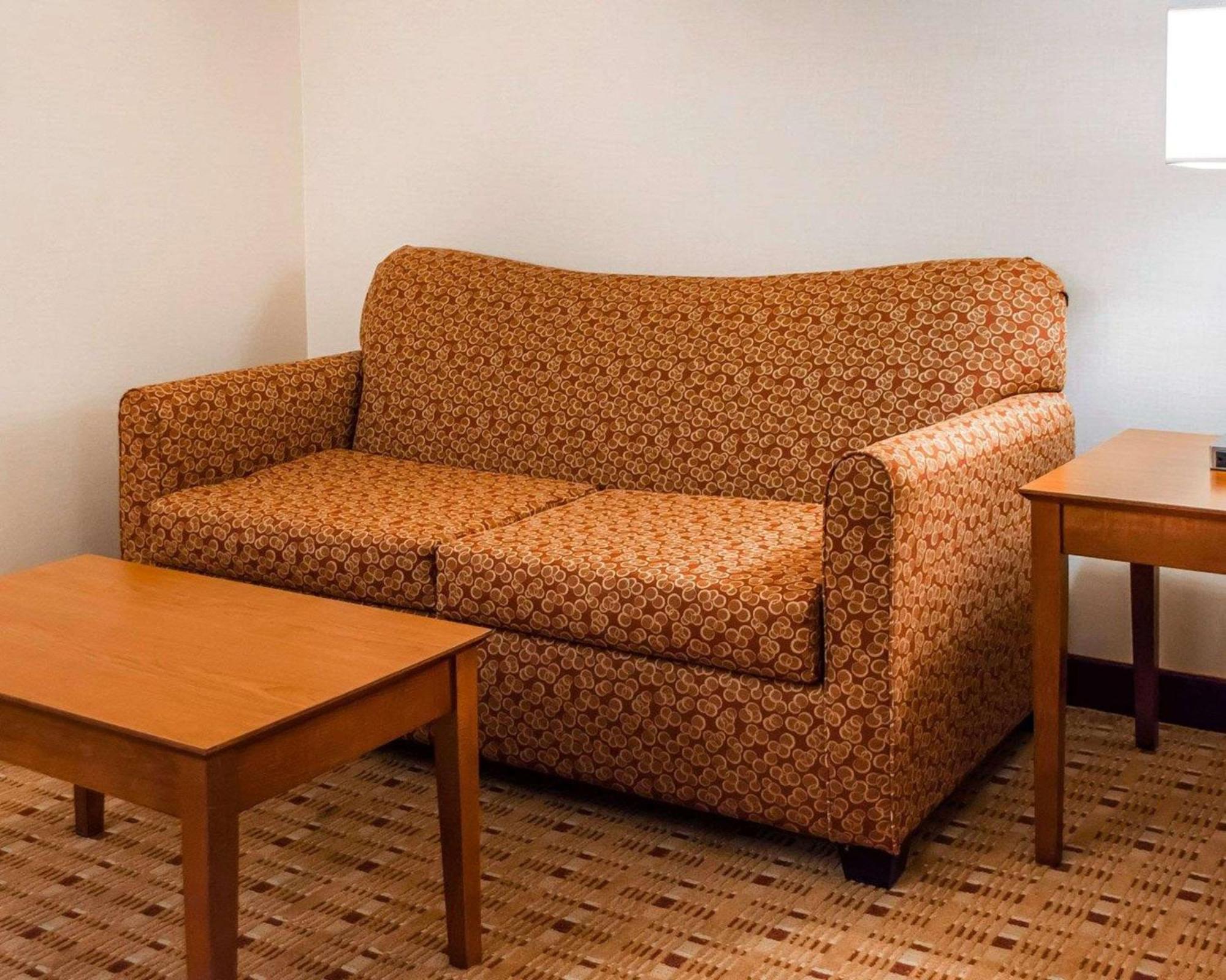 Comfort Inn & Suites Franklin East Buitenkant foto