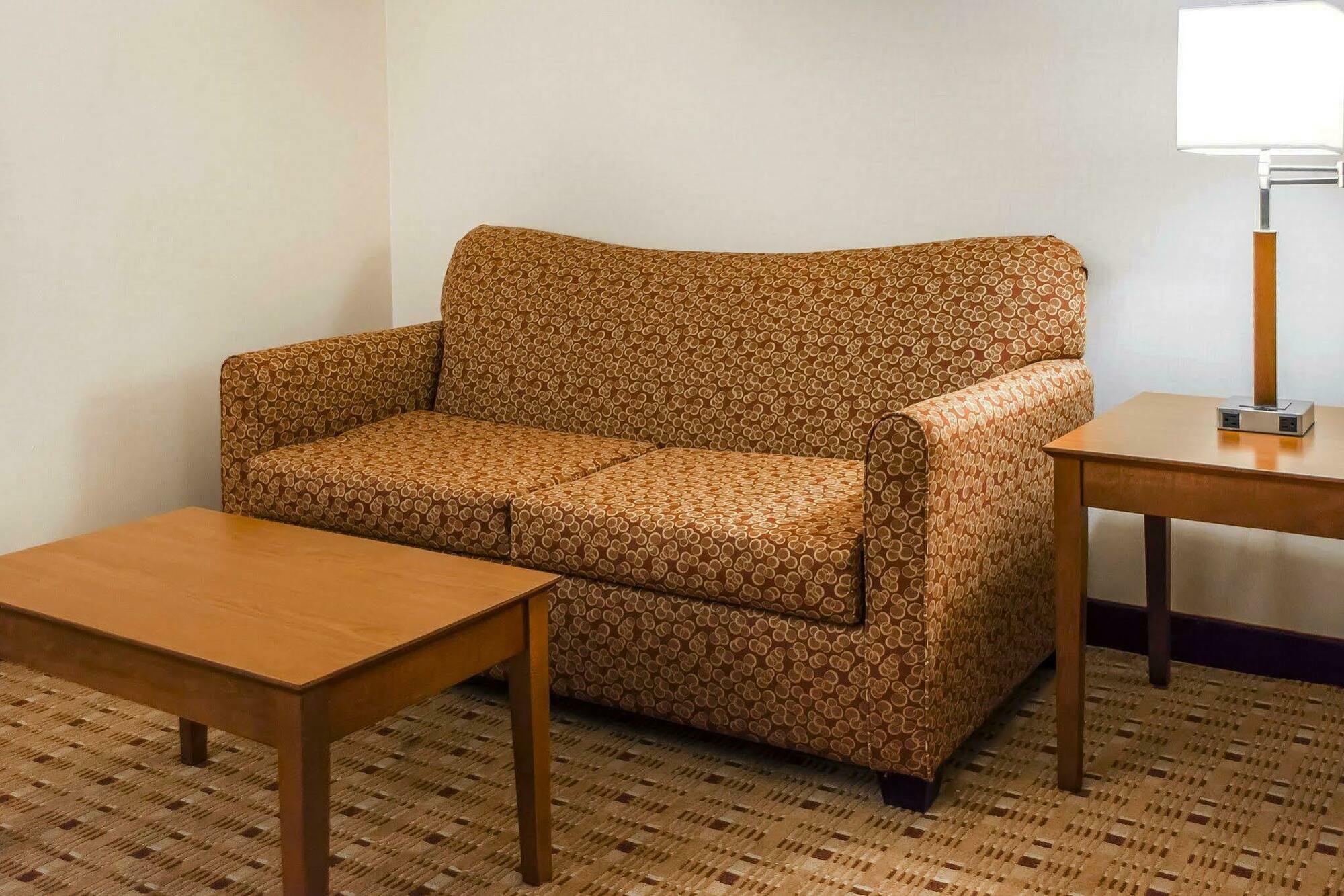 Comfort Inn & Suites Franklin East Buitenkant foto